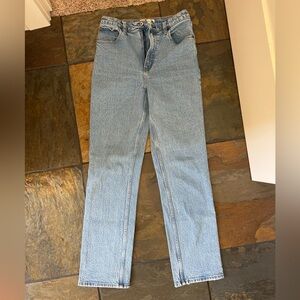 Women’s jeans Abercrombie & Fitch, 4.